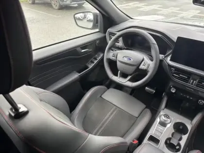 Photo 8 Ford Kuga Gén. III Ph2 ST-Line X 5