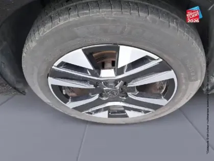 Photo 9 Peugeot 208  1.2 PureTech 100ch S/S Allure Radar AV/AR Carplay