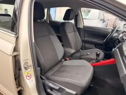 Photo 5 Volkswagen Polo  1.0 80ch Connect Euro6d-T