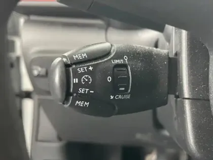 Photo 12 Citroën C3  1.2 PureTech 110ch S&S C-Series 124g