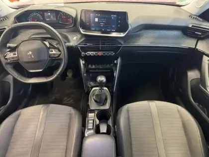 Photo 7 Peugeot 2008  1.2 PureTech 100ch S&S Allure