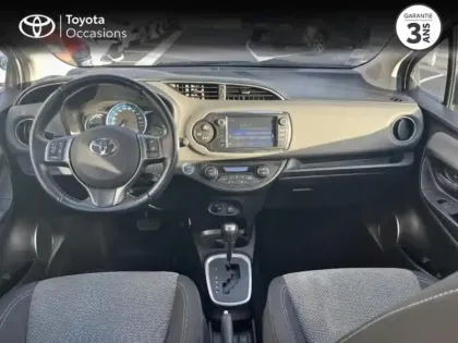 Photo 7 Toyota Yaris  HSD 100h Dynamic 5p Pack Zen