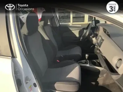 Photo 5 Toyota Yaris  HSD 100h Dynamic 5p Pack Zen