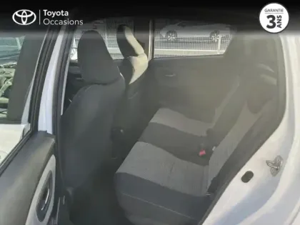 Photo 11 Toyota Yaris  HSD 100h Dynamic 5p Pack Zen