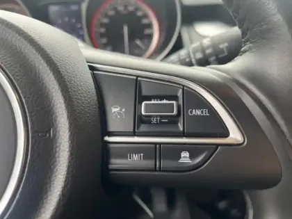 Photo 13 Suzuki Swift  1.2 Dualjet Hybrid 83ch Privilège AllGrip