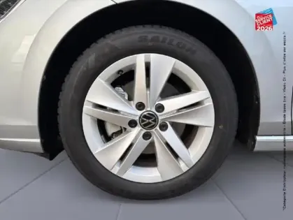 Photo 9 Volkswagen Golf Gén. VIII Ph2 Life Plus 5