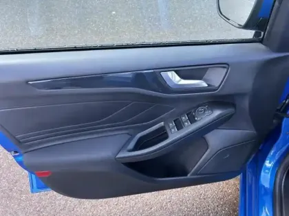 Photo 10 Ford Focus  1.0 EcoBoost mHEV 155ch ST-Line X Powershift