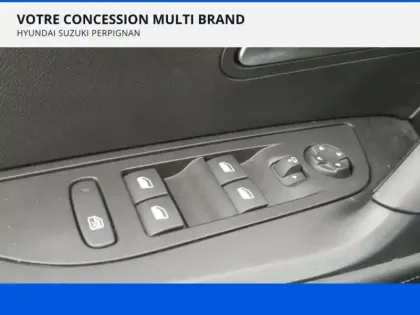 Photo 10 Peugeot 2008  1.5 BlueHDi 130ch S&S Allure EAT8