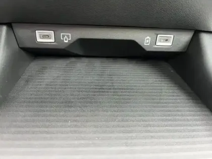 Photo 12 Jeep Compass  Electrique 213ch 157kw First Edition