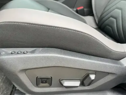 Photo 8 Jeep Compass  Electrique 213ch 157kw First Edition