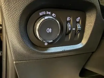 Photo 12 Opel Corsa  1.2 Turbo 100ch GS