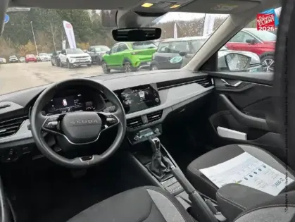 Photo 14 Skoda Kamiq  1.0 TSI Evo 2 116ch Selection DSG7 Camera