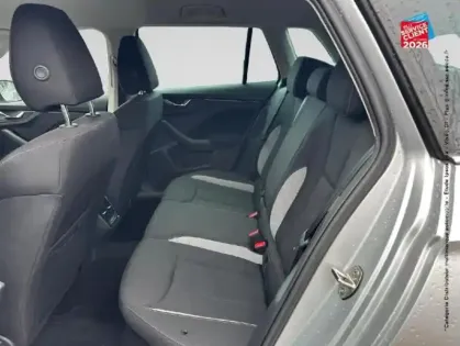 Photo 10 Skoda Kamiq  1.0 TSI Evo 2 116ch Selection DSG7 Camera