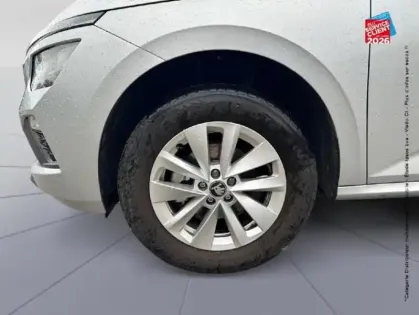 Photo 9 Skoda Kamiq  1.0 TSI Evo 2 116ch Selection DSG7 Camera