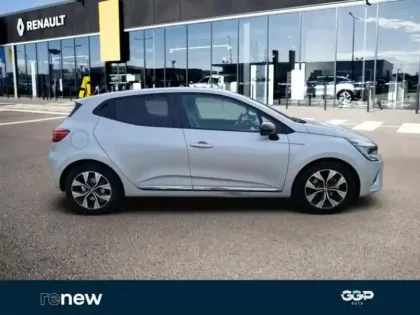 Photo 6 Renault Clio  1.6 E-Tech hybride 145ch Evolution