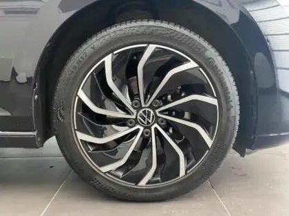 Photo 8 Volkswagen Golf  2.0 TDI SCR 115ch Active