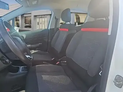 Photo 8 Citroën C3  PureTech 82ch Graphic S&S E6.d