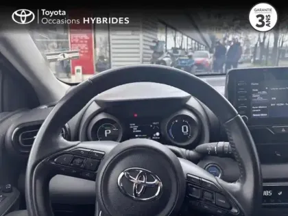 Photo 12 Toyota Yaris  116h Design 5p