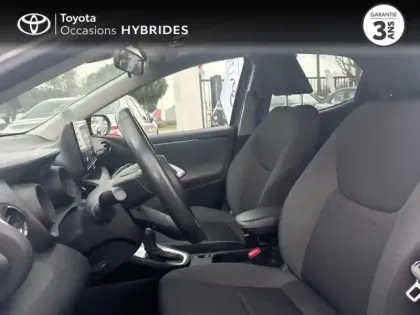 Photo 10 Toyota Yaris  116h Design 5p