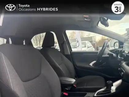 Photo 5 Toyota Yaris  116h Design 5p