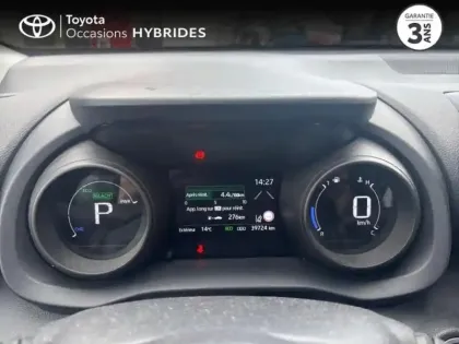 Photo 13 Toyota Yaris  116h Design 5p