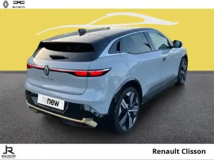 Photo 11 Renault Megane  E-Tech Electric EV60 220ch Iconic optimum charge