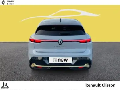 Photo 10 Renault Megane  E-Tech Electric EV60 220ch Iconic optimum charge