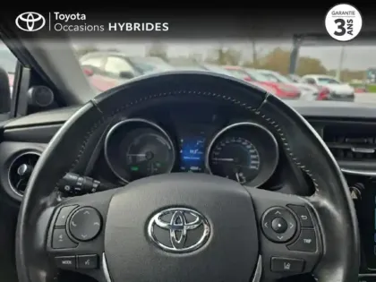 Photo 12 Toyota Auris  Touring Sports HSD 136h TechnoLine