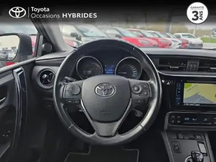 Photo 8 Toyota Auris  Touring Sports HSD 136h TechnoLine