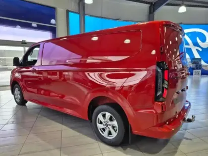 Photo 6 Ford Custom Gén. II Ph1 Limited 1