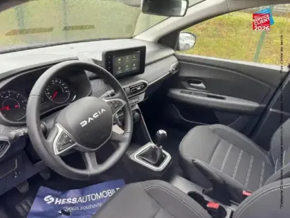 Photo 14 Dacia Sandero  1.0 SCe 65ch Expression Camera