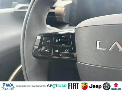 Photo 12 Lancia Ypsilon  Elettrica 156ch 54kWh LX