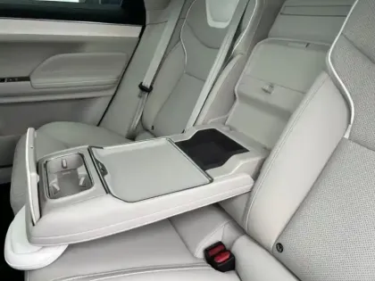 Photo 7 Volvo ES90 Gén. I Ph1 Ultra 5