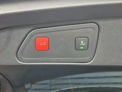 Photo 10 Peugeot 3008  HYBRID 225ch GT Pack e-EAT8