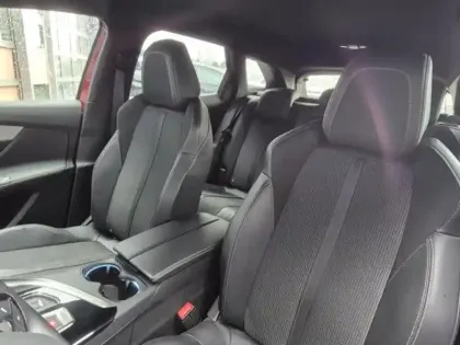 Photo 13 Peugeot 3008  HYBRID 225ch GT Pack e-EAT8