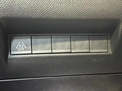 Photo 12 Peugeot 208 Gén. II Ph1 NG GT 5