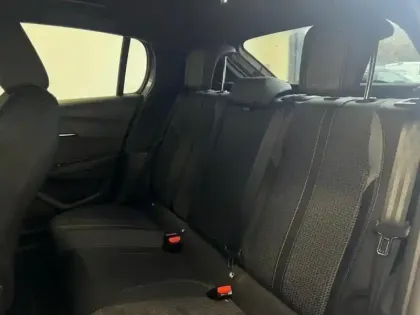 Photo 8 Peugeot 208 Gén. II Ph1 NG GT 5