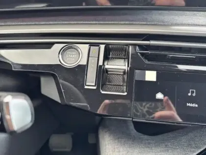 Photo 13 Peugeot 5008  Electrique 210ch Batterie 73 kWh Allure