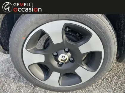 Photo 5 Fiat Panda  Pandina 1.0 65ch BSG S&S Hybrid Cross