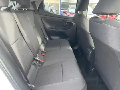 Photo 11 Toyota Yaris  116h Design 5p MY22