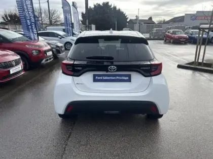 Photo 5 Toyota Yaris  116h Design 5p MY22