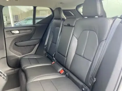 Photo 9 Volvo Xc40  B3 163ch Lounge Edition DCT 7