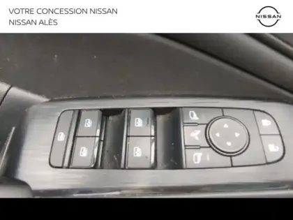 Photo 10 Nissan Qashqai  1.3 Mild Hybrid 140ch N-Connecta