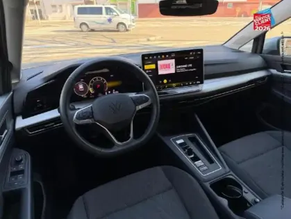 Photo 14 Volkswagen Golf  1.5 eTSI EVO2 116ch Life Plus DSG7