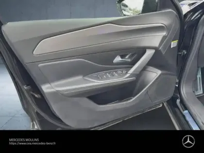 Photo 8 Peugeot 408  Hybrid 136ch Allure e-DCS6