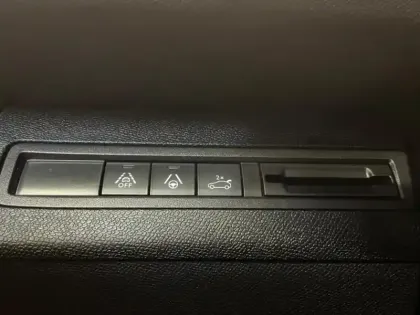 Photo 14 Peugeot 3008  HYBRID 225ch GT e-EAT8