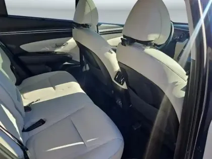 Photo 12 Hyundai Tucson  1.6 CRDI 136ch Hybrid 48V Executive DCT7