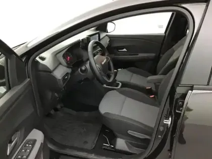 Photo 11 Dacia Sandero  1.0 ECO-G 100ch Stepway Extreme + -24