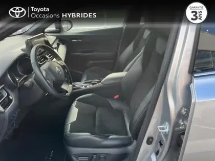 Photo 10 Toyota C-HR  1.8 Hybride 122ch Collection E-CVT Alcantara