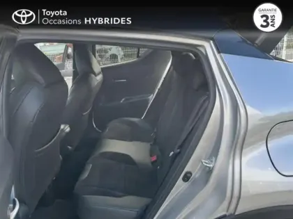 Photo 11 Toyota C-HR  1.8 Hybride 122ch Collection E-CVT Alcantara
